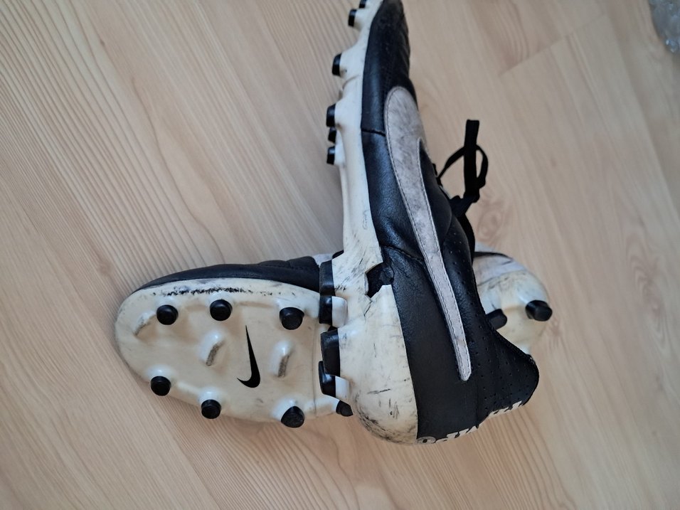 Erkek Siyah Beyaz Futbol Ayakkabısı Velcro - Görsel 3