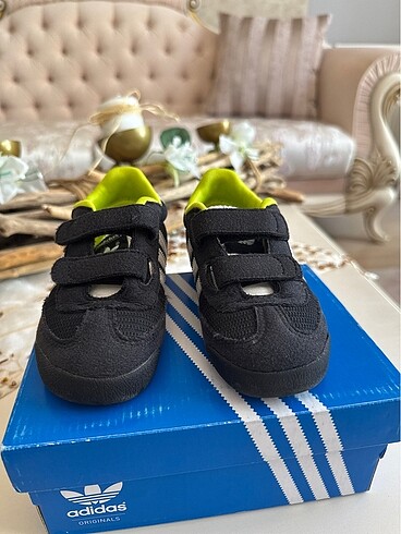 25 Beden Adidas dragon spor ayakkabı