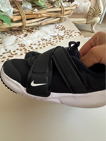 26 Beden siyah Renk Nike spor ayakkabı