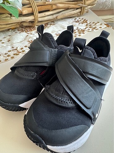 26 Beden Nike spor ayakkabı
