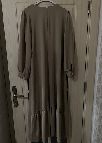 Bej Uzun Kollu Düğmeli Kadın Elbise - Görsel 5