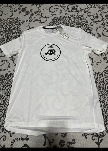 Atlet + under tişört+ beyaz Adidas tişört - Görsel 6