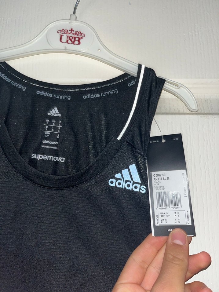Atlet + under tişört+ beyaz Adidas tişört - Görsel 4