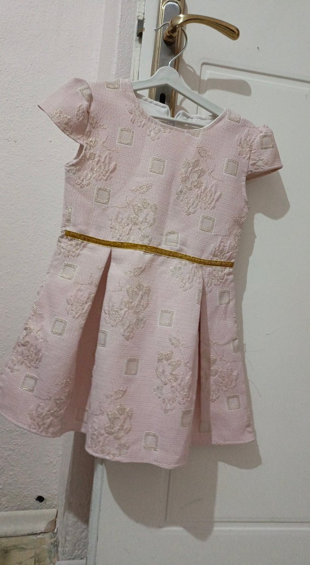 Pembe Nakışlı Kız Çocuk Elbisesi - Görsel 2