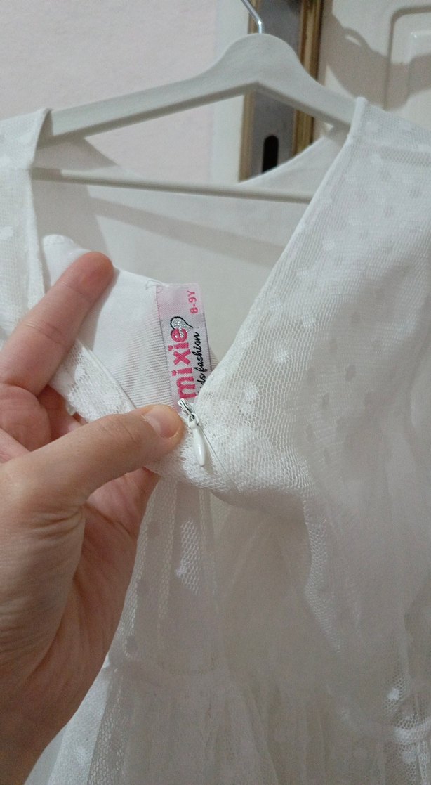 Pamuklu Beyaz Fırfırlı Kız Çocuk Elbisesi - Görsel 4