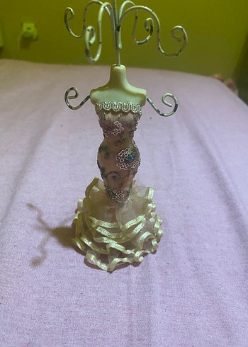 Pastel Altın Renkli Takı Standı Figürin - Görsel 3