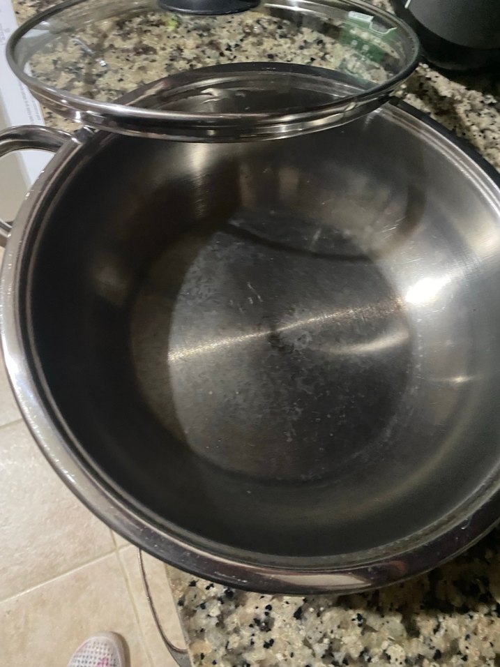 Parlak Gri Cam Kapaklı Tencere - Görsel 3