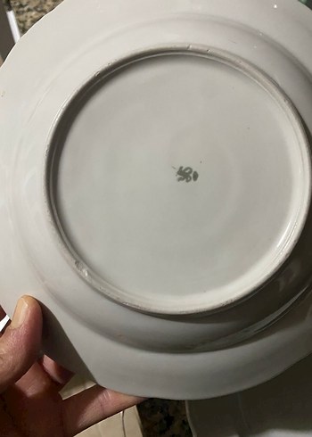 Pastel Çiçek Desenli Beyaz Tabak - Görsel 3