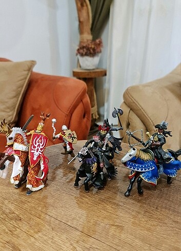 Beden Medieval Knight Papo OPAPO 2002 Figure Figürler
