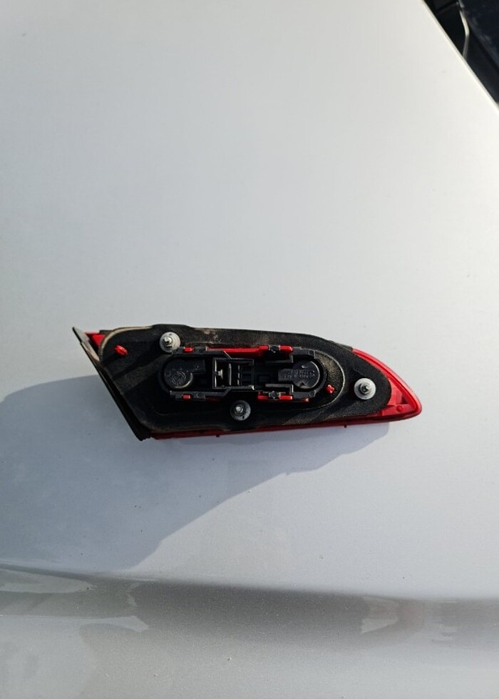 ALFA ROMEO 159 DUYLU STOP LAMBASI ( SAĞ / BAGAJ TARAFI ) - Görsel 2