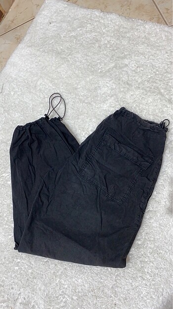 s Beden siyah Renk Pull&Bear Paraşüt Pantolon