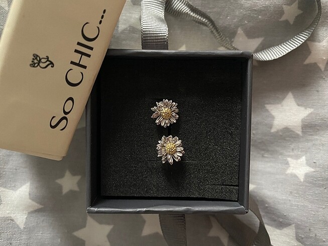 So Chic Kadın küpe