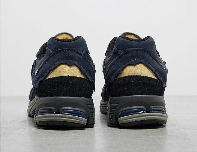 38 Beden New Balance 2002R