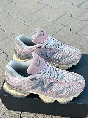 38 Beden New Balance 9060 December Sky