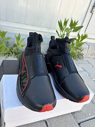Puma Catwoman