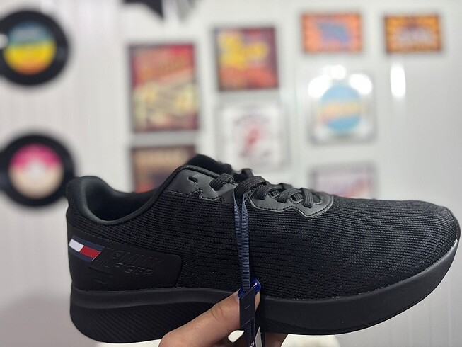 Tommy hilfiger