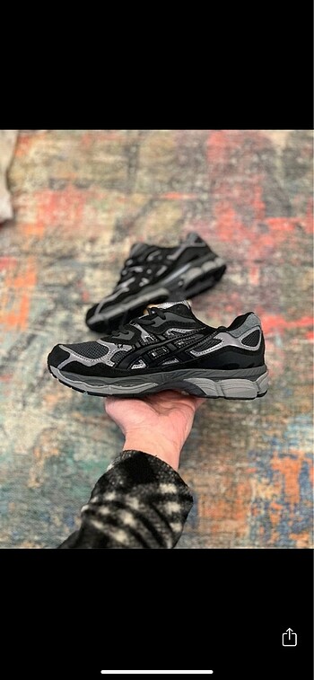 Asics Gel Nyc Black