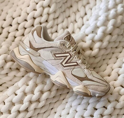 New Balance 9060 Angore Bedih
