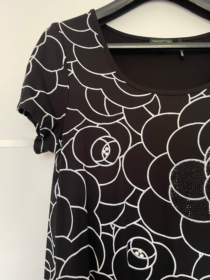 Taş detaylı Siyah Çiçek desenli elbise - Görsel 2