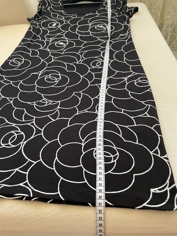 Taş detaylı Siyah Çiçek desenli elbise - Görsel 5