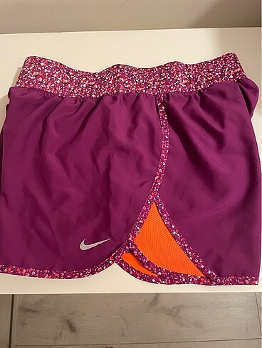 Orjinal Nike deniz şortu