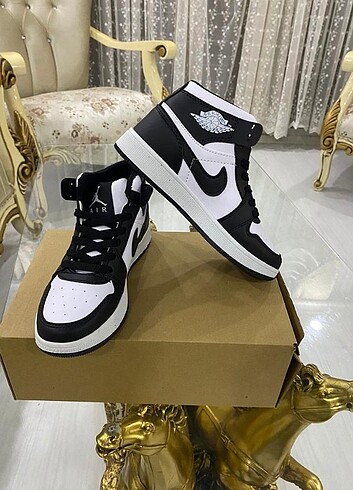NİKE AIRJORDAN