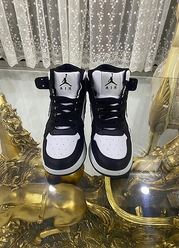 NIKE AIRJORDAN