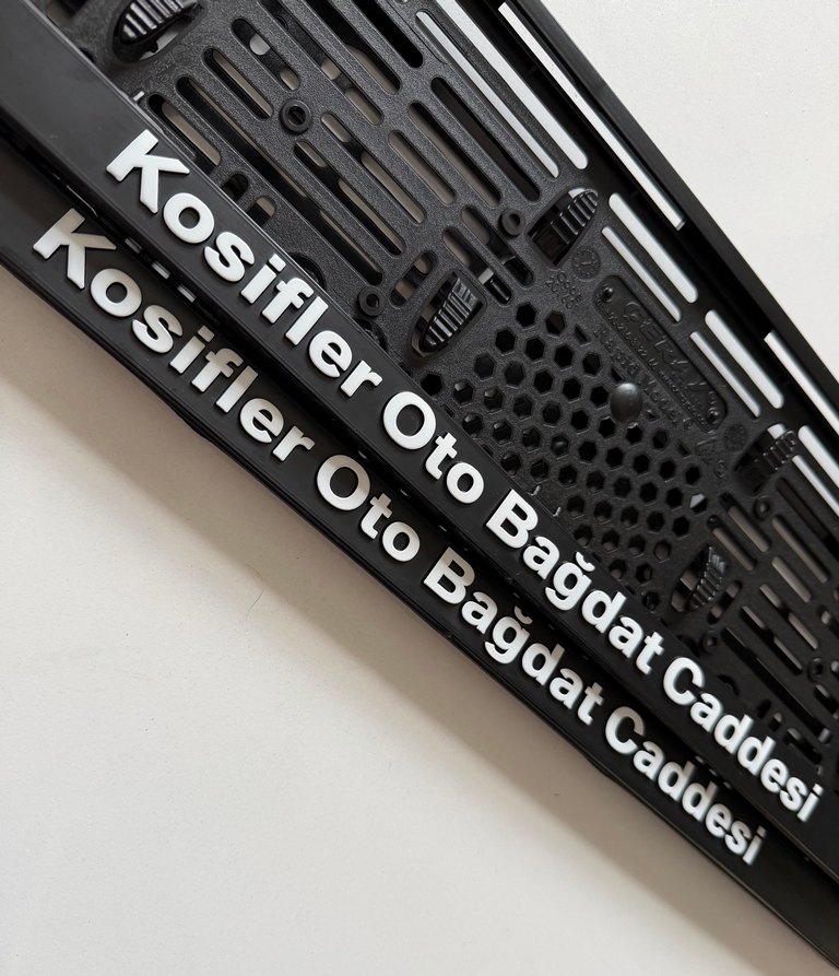 Kosifler oto Bağdat Caddesi orijinal plakalık - Görsel 3