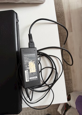 Toshiba laptop sorunsuz Windows 10 + Office Yüklü - Görsel 3