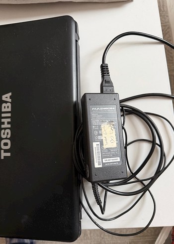 Toshiba laptop sorunsuz Windows 10 + Office Yüklü - Görsel 2