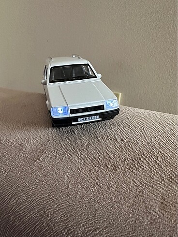 Tofaş Kartal 1/32 ölçek ışıklı ve sesli model orijinal araç