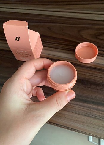 Farmasi Perfecting Balm - Görsel 2