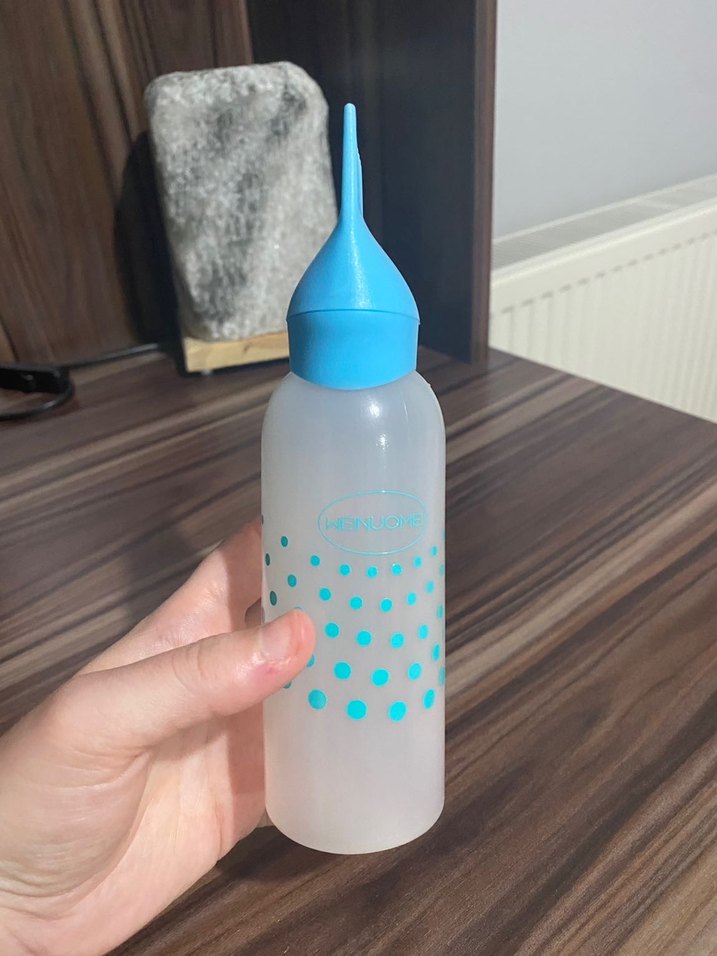 Uçları delikli mavi başlıklı saç yağı-boyası şişesi - Görsel 3