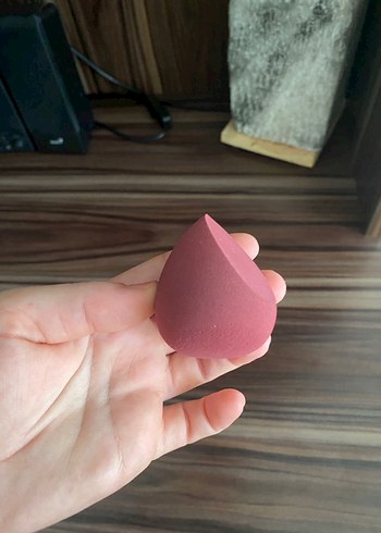 Bordo Makyaj Süngeri - Görsel 2