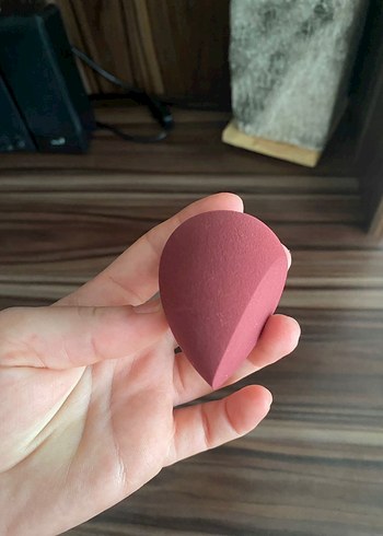 Bordo Makyaj Süngeri - Görsel 3