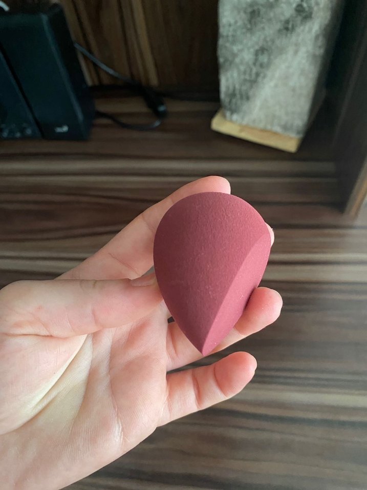 Bordo Makyaj Süngeri - Görsel 3