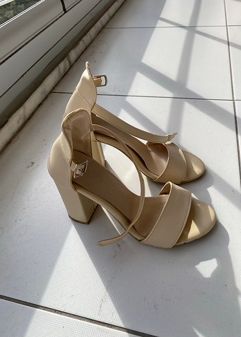 35 Beden ten rengi Renk Bej Minimalist Stiletto Topuklu Kadın Ayakkabı