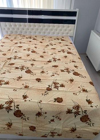 Kahverengi Çiçek Desenli Kumaş - Görsel 3