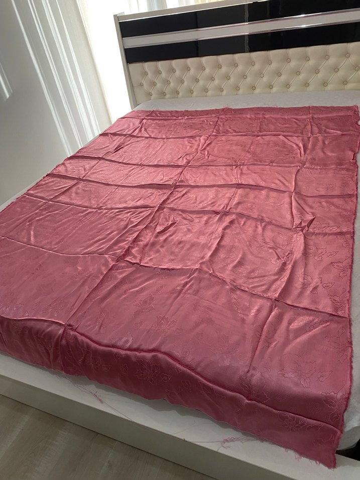 Parlak Pembe Yaprak Desenli Kumaş - Görsel 3