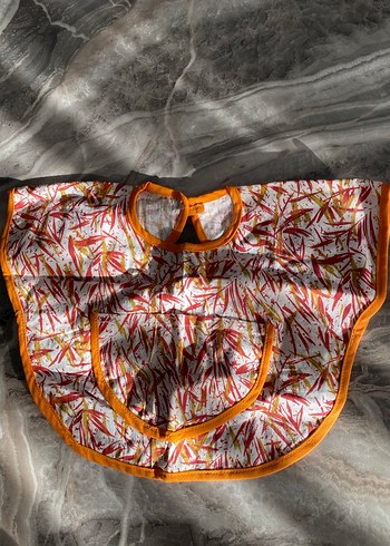 Renkli Bağlamalı Bebek Önlüğü - Görsel 2