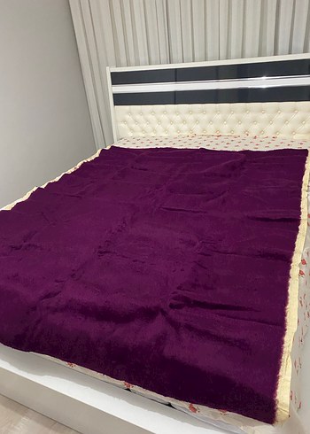 Koyu Mor Düz Desen Yatak Örtüsü - Görsel 3