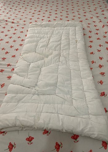 Beyaz ve Siyah Çocuk Yorganı - Görsel 8