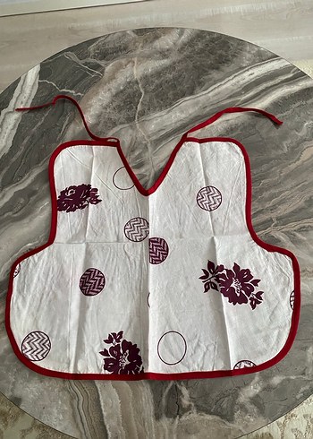 Beyaz Bağlamalı Bebek Önlüğü - Görsel 2