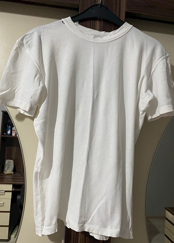 Beyaz Tşirt - Görsel 2