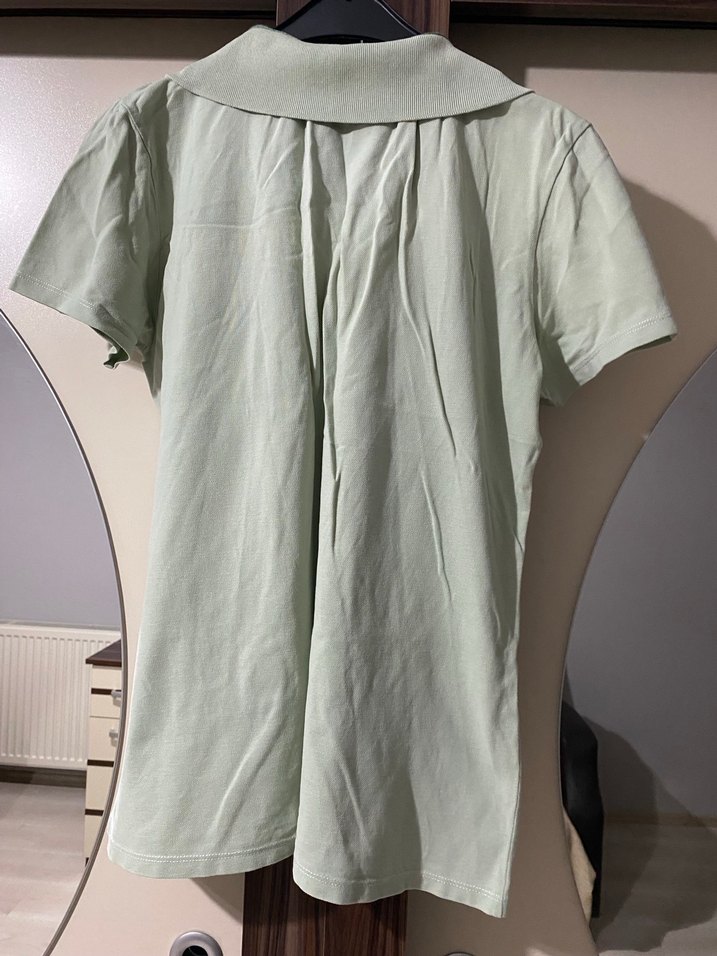 Yeşil Keten Düğmeli Yakalı Tşirt - Görsel 5