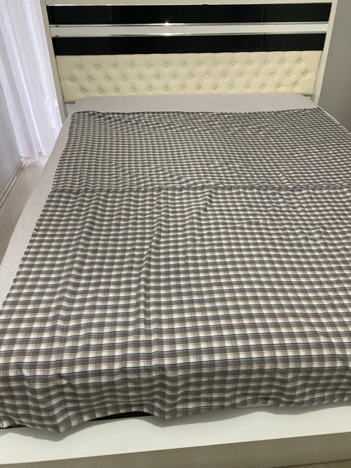 Gri Ekose Desenli Sofra Bezi - Görsel 2