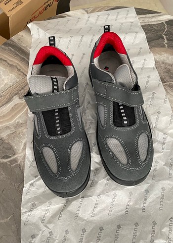 İş güvenliği ayakkabısı 43 numara - Görsel 3