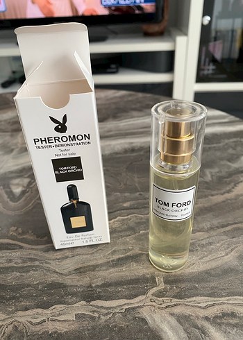 Tom Ford Black Orchid Kadın Parfümü 45 ml - Görsel 2