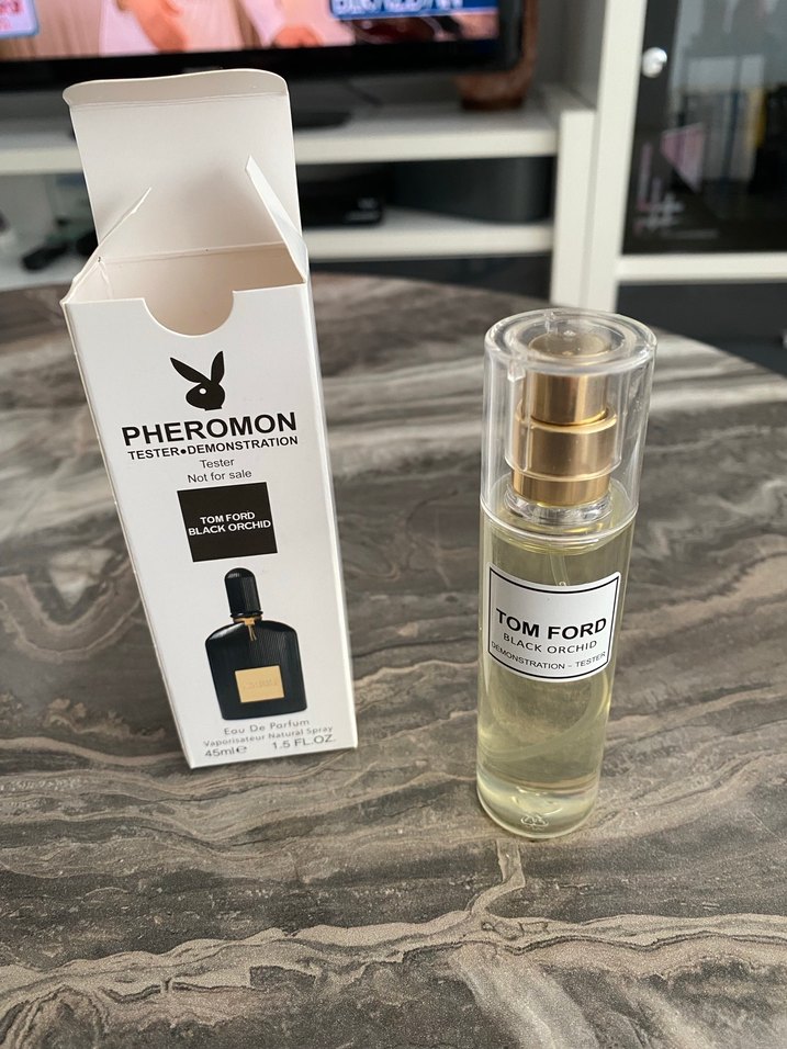 Tom Ford Black Orchid Kadın Parfümü 45 ml - Görsel 2