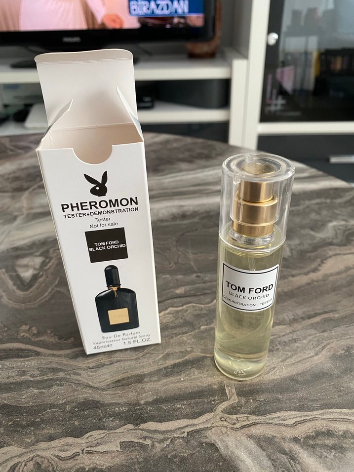Tom Ford Black Orchid Kadın Parfümü 45 ml - Görsel 3